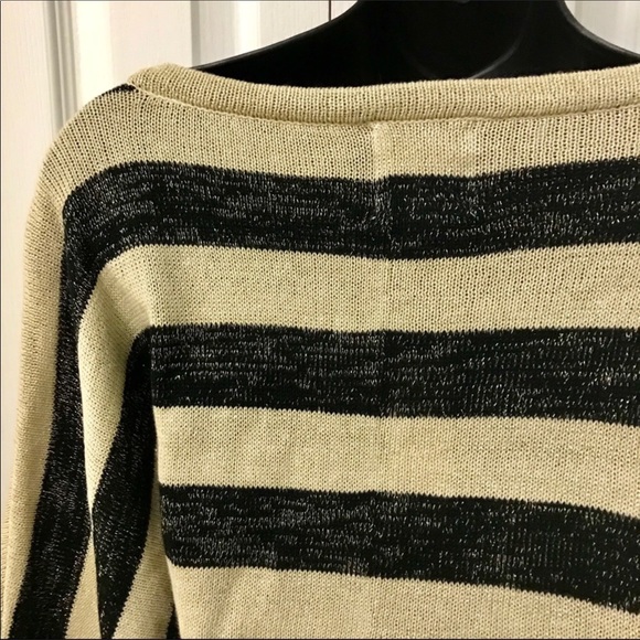 Romeo and Juliet striped sweater size medium - Picture 8 of 8
